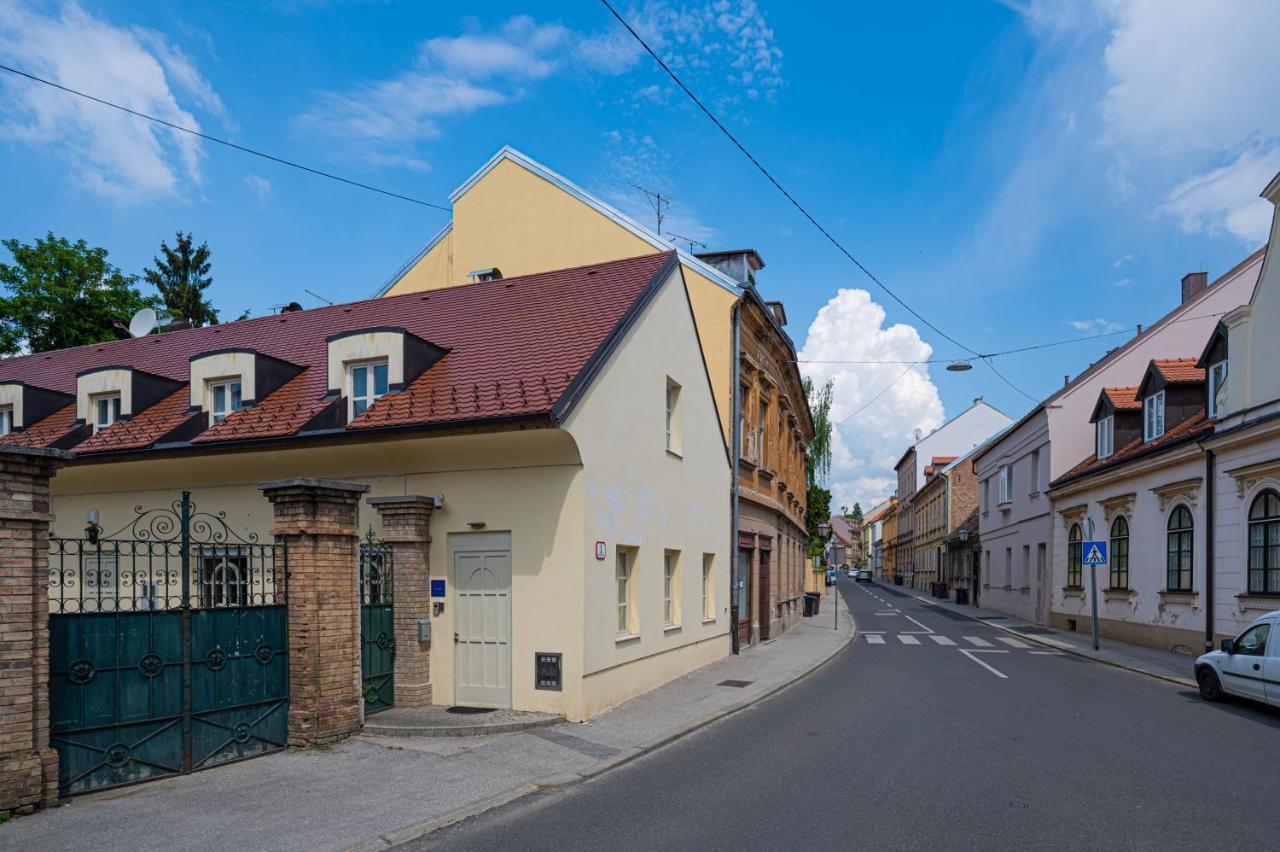 Paon Boutique Apartments Zagreb Luaran gambar