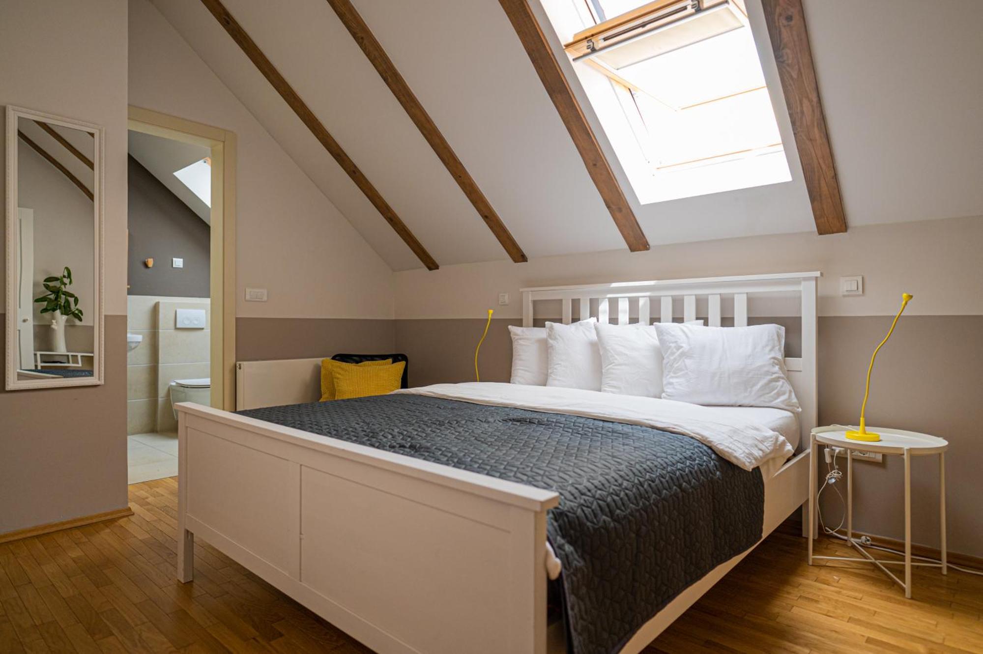Paon Boutique Apartments Zagreb Bilik gambar