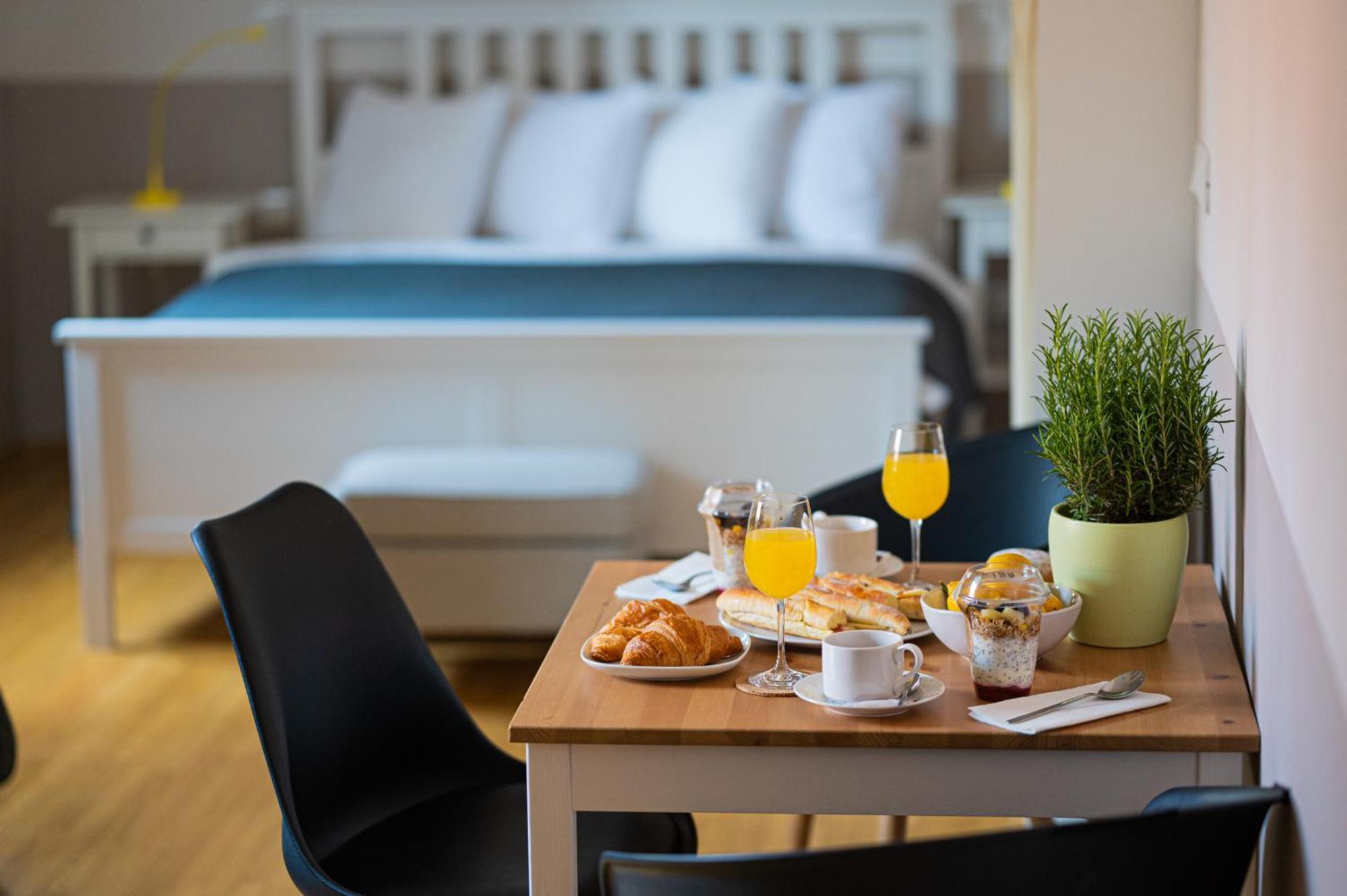 Paon Boutique Apartments Zagreb Bilik gambar