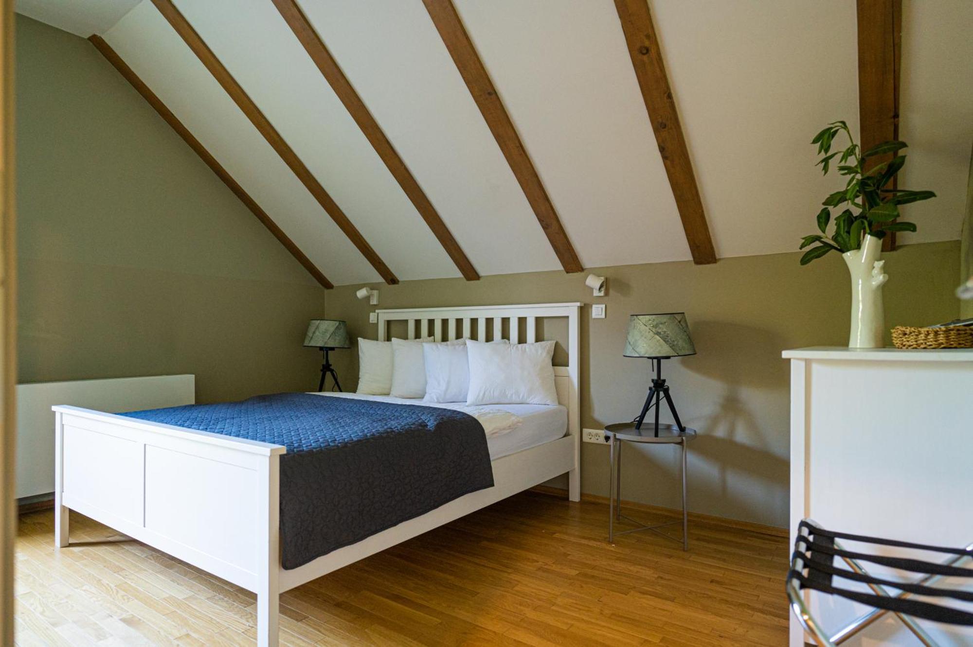 Paon Boutique Apartments Zagreb Bilik gambar